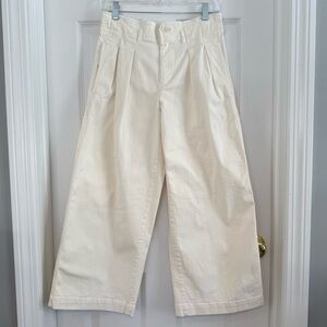 Anthropolohie Maeve Wide Leg Crop Pleated Cream Pants Size 2